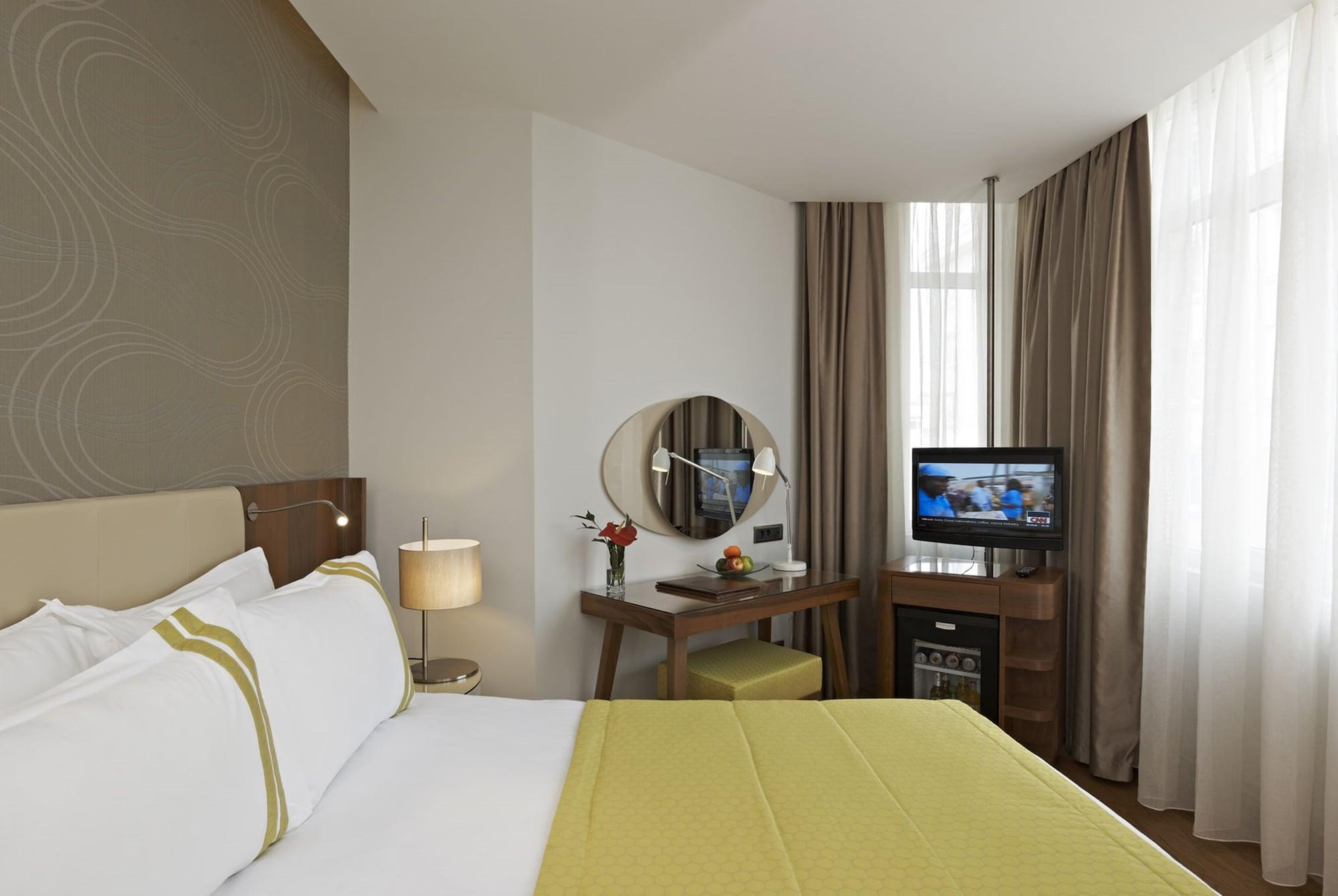 Four Points Flex By Sheraton Istanbul Taksim Square Exteriér fotografie