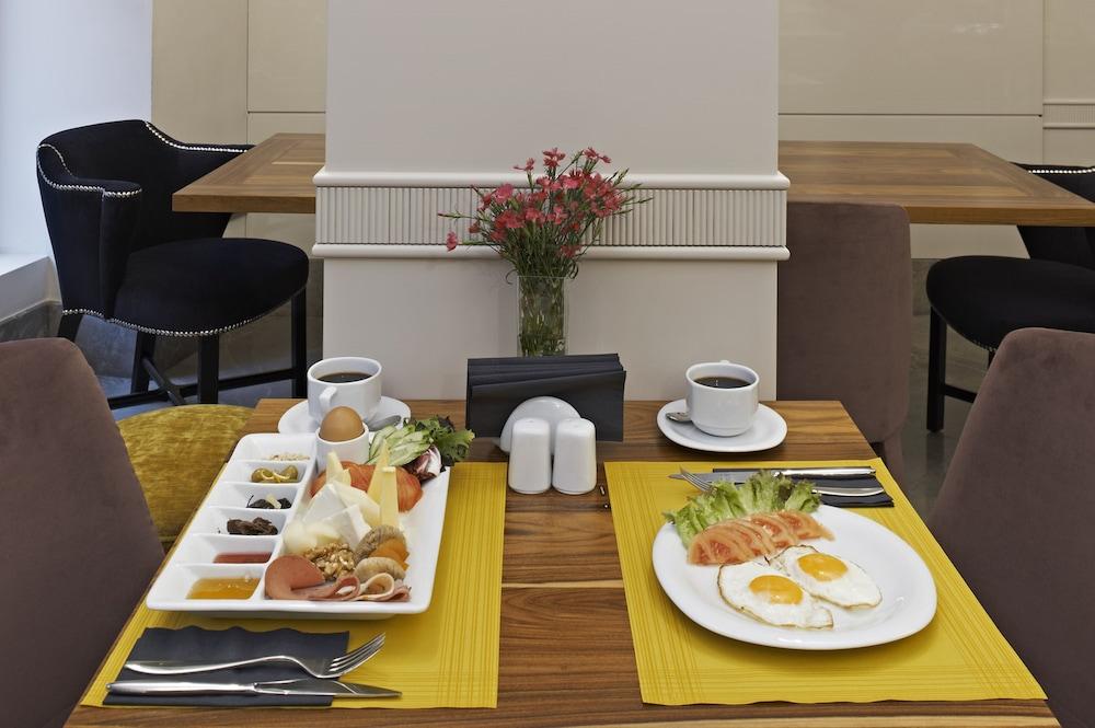 Four Points Flex By Sheraton Istanbul Taksim Square Exteriér fotografie