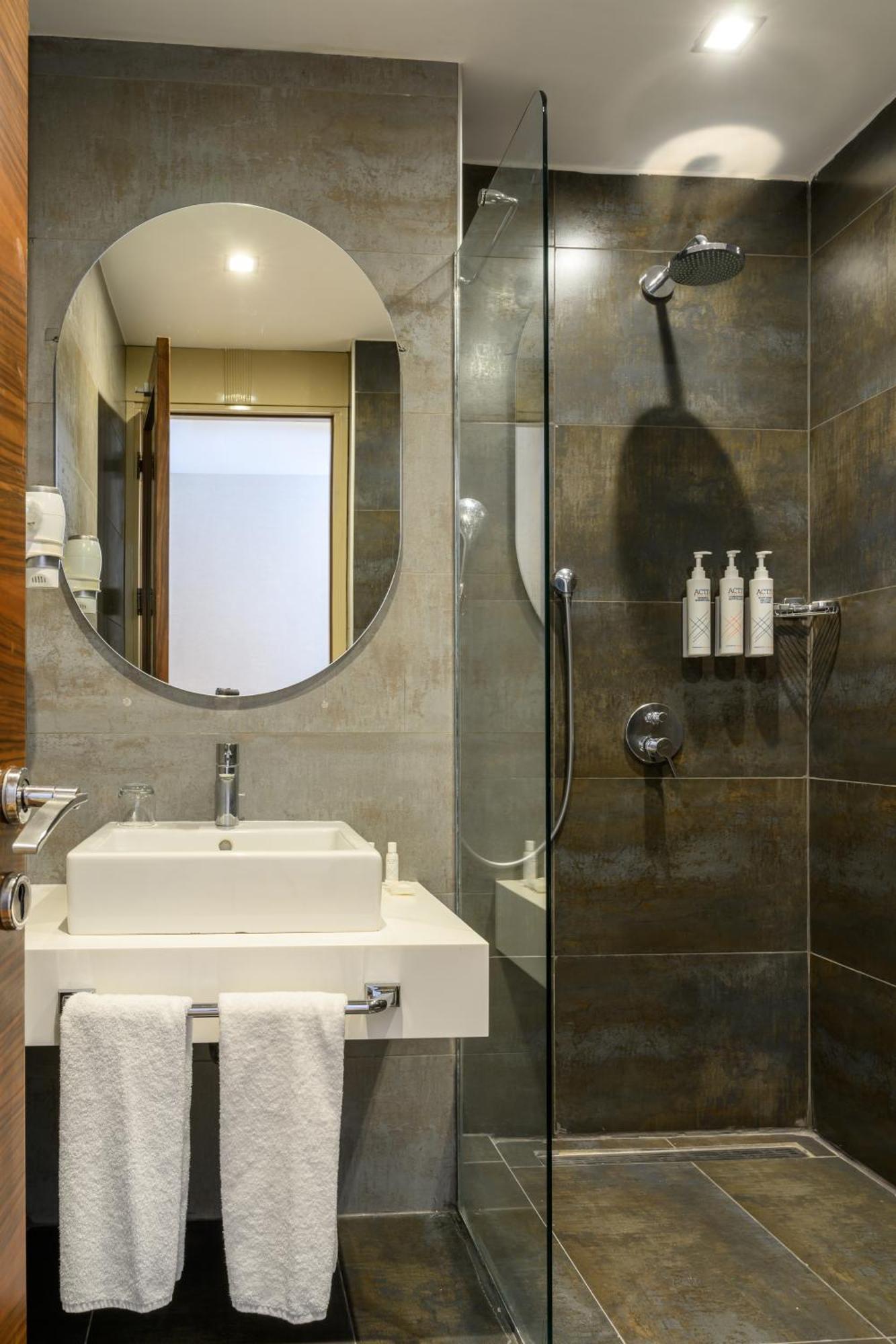 Four Points Flex By Sheraton Istanbul Taksim Square Exteriér fotografie