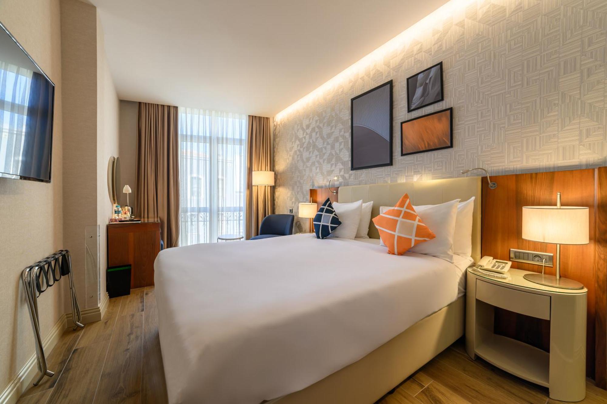 Four Points Flex By Sheraton Istanbul Taksim Square Exteriér fotografie