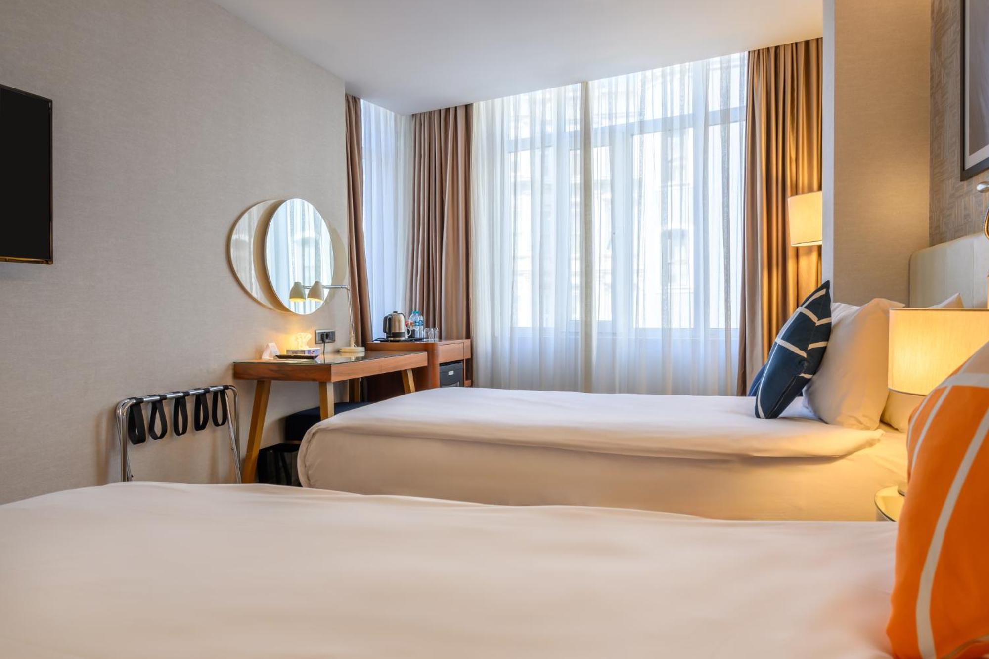 Four Points Flex By Sheraton Istanbul Taksim Square Exteriér fotografie
