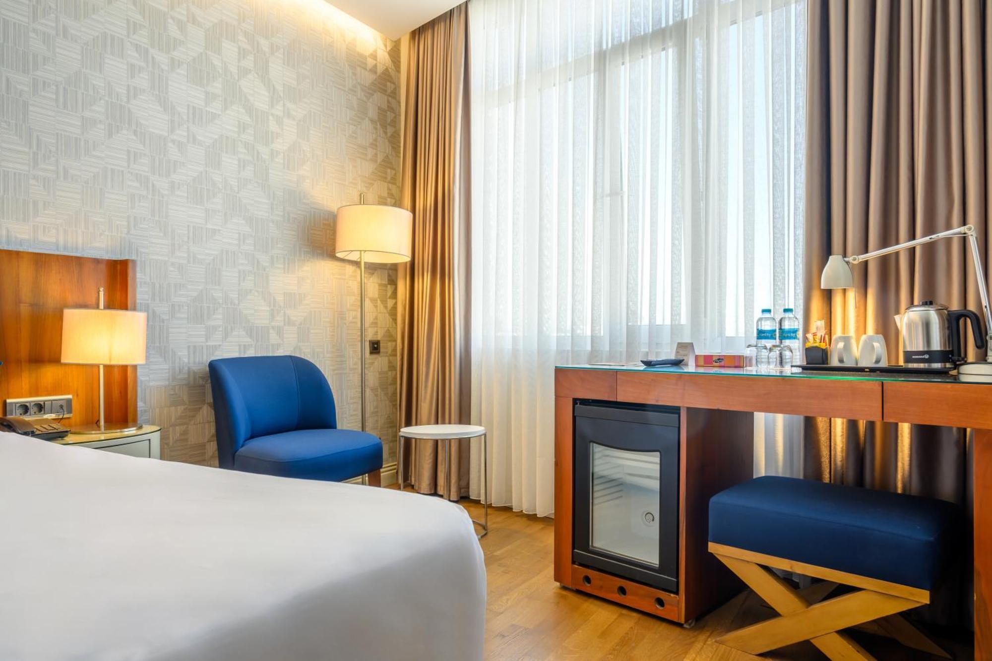 Four Points Flex By Sheraton Istanbul Taksim Square Exteriér fotografie