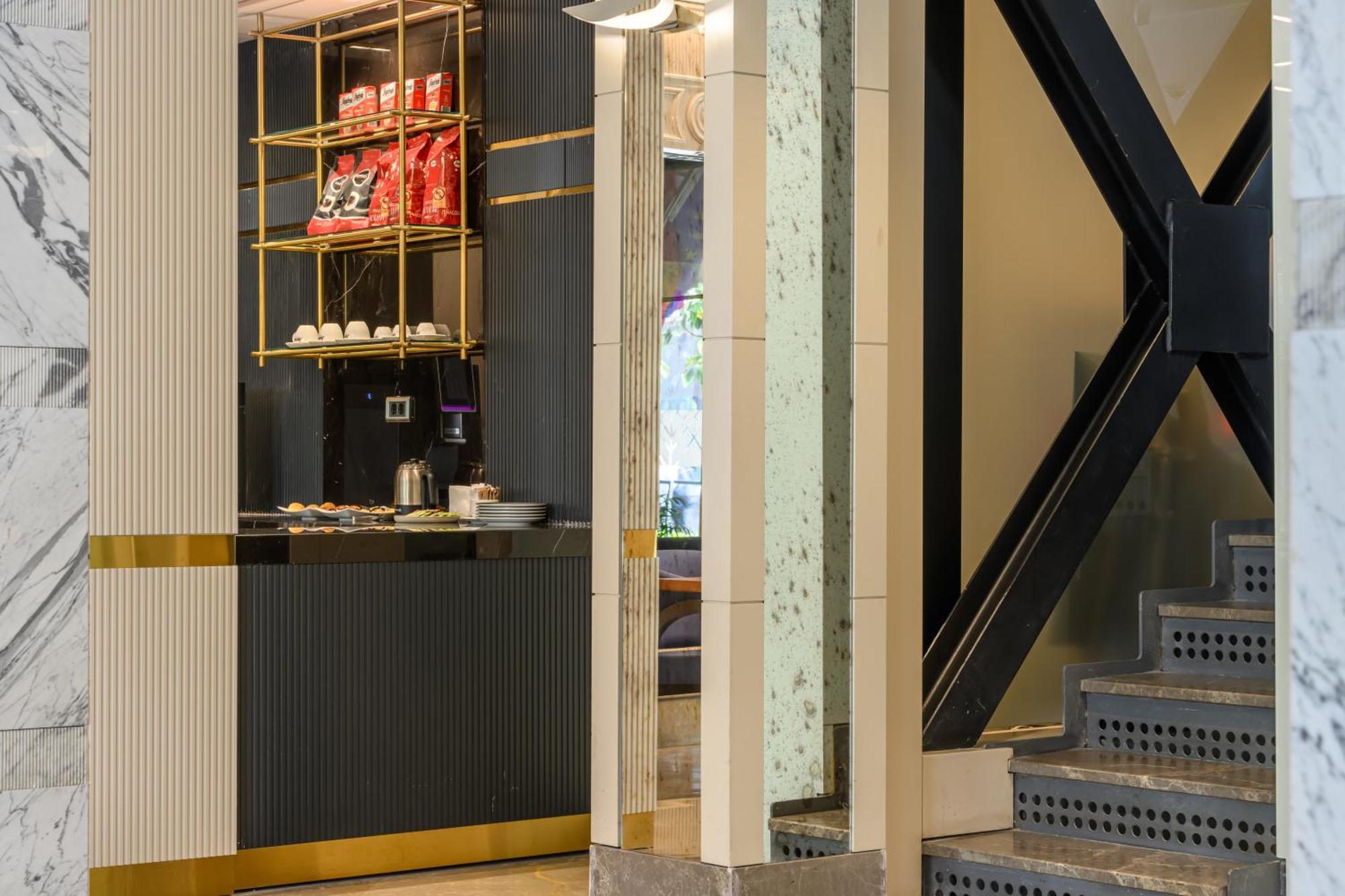 Four Points Flex By Sheraton Istanbul Taksim Square Exteriér fotografie