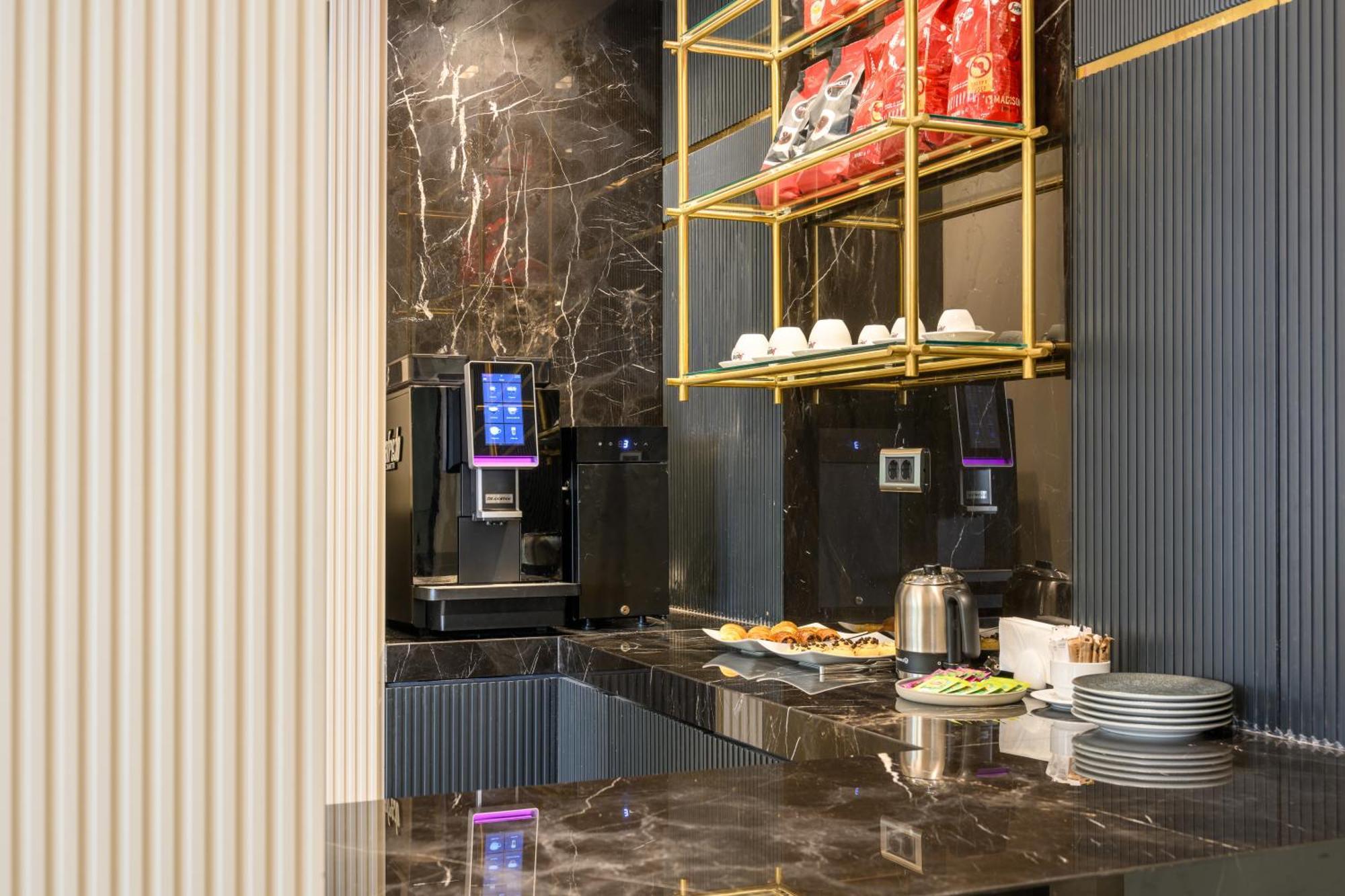 Four Points Flex By Sheraton Istanbul Taksim Square Exteriér fotografie