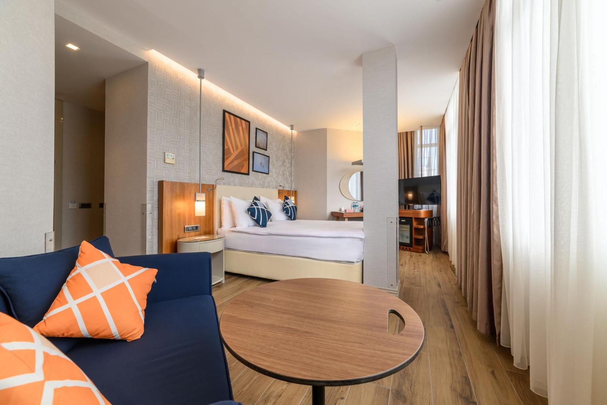 Four Points Flex By Sheraton Istanbul Taksim Square Exteriér fotografie