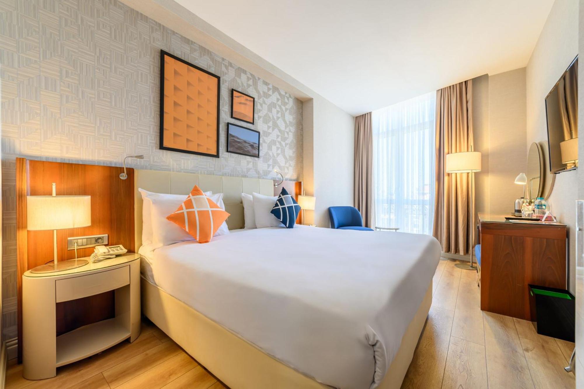 Four Points Flex By Sheraton Istanbul Taksim Square Exteriér fotografie